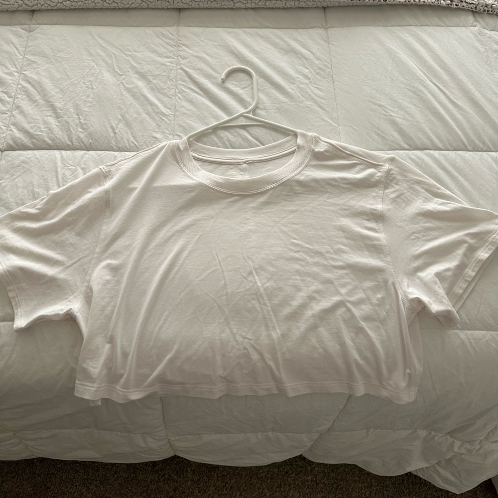 Lululemon All Yours cropped tee. Size 6, color white